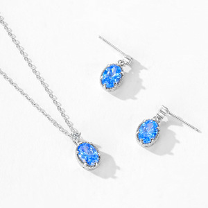 Collar y Pendientes de Plata de Ley 925 con Zirconia Azul Océano de Ensueño para Mujer - Conjunto de Joyería de Lujo de Alta Gama - Product Image 2