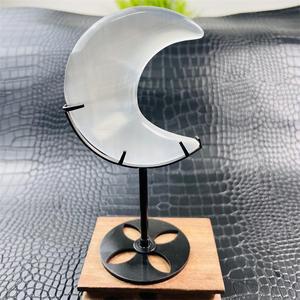 <span class=keywords><strong>Luna</strong></span> <span class=keywords><strong>de</strong></span> Selenita Transparente Tallada a Mano sobre Base, Escultura <span class=keywords><strong>de</strong></span> <span class=keywords><strong>Luna</strong></span> Creciente <span class=keywords><strong>de</strong></span> Cristal <span class=keywords><strong>de</strong></span> Yeso Natural para Decoración <span class=keywords><strong>de</strong></span> Espacios <span class=keywords><strong>de</strong></span> Sanación Espiritual - Product Image 4