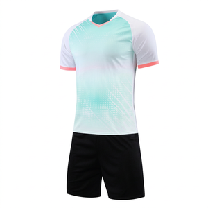 Conjuntos Deportivos de Jersey de Fútbol Personalizados, Cómodos, Transpirables y Antibacterianos, 100% Poliéster, para Uniformes de Equipos de Club - Product Image 1