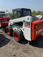 Chargeurs à direction pivotante Bobcat S160 d'occasion