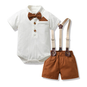 Ensemble de Barboteuse Personnalisée pour Bébé Garçon : Costume de Cérémonie, Salopette et Nœud Papillon – Vente en Gros - Product Image 4