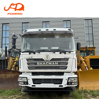 Nouveau camion-citerne HOWO 6x4 robuste avec système de pulvérisation haute pression, réservoir de 10001 à 15000 L pour la construction, l'exploitation minière et la lutte contre la poussière