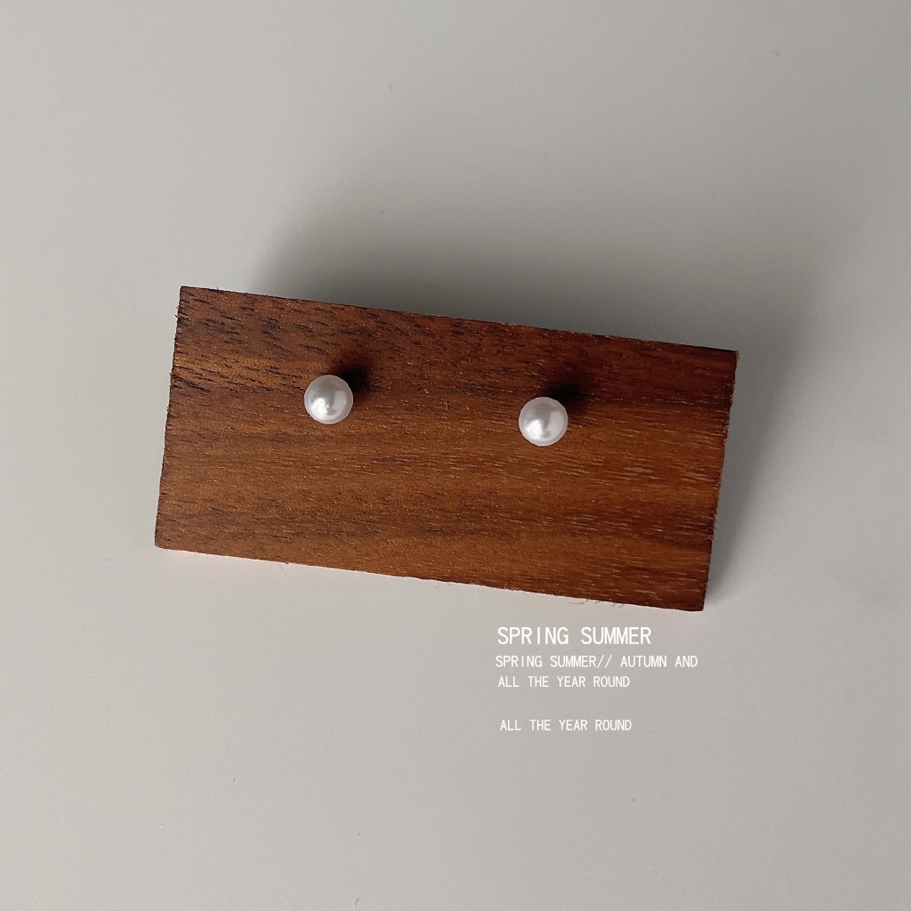 Orecchini a perno Fever Pearl dello stesso stile, 6 mm