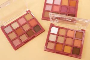 Langmanni <span class=keywords><strong>Huda</strong></span> Single Dry Eye Shadow Powder Dark Fair Skin Tones Brillo de larga duración Brillo Mate Metálico Diseño transfronterizo - Product Image 6