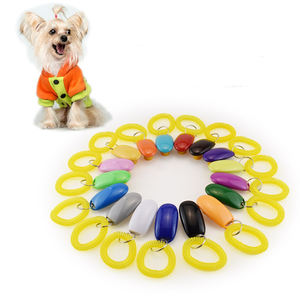 <span class=keywords><strong>Clicker</strong></span> de entrenamiento de perros de plástico para mascotas <span class=keywords><strong>Clicker</strong></span> de perro de logotipo personalizado de varios colores barato con correa - Product Image 2
