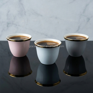Ensemble de 12 tasses à café expresso en porcelaine osseuse écologique personnalisées avec bordure dorée, style arabe, avec boîte brune - Product Image 3