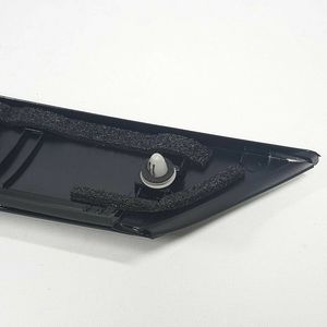 Tiras Decorativas para Parabrisas para Kia Hyundai 2010-2013, Material ABS, Instalación con Cinta Adhesiva, Paquete de Dos - Product Image 4