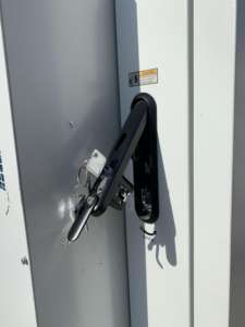 32U <span class=keywords><strong>IP55</strong></span> водонепроницаемый и пылезащитный наружный телекоммуникационный шкаф интегрированный распределительный блок контроля температуры для связи - Product Image 3