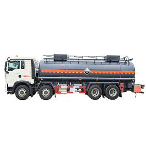 Sin0truk Hawa 18.3 m³ pétrolier chimique corrosif nouveau <span class=keywords><strong>camion</strong></span> diesel manuel avec moteur <span class=keywords><strong>MAN</strong></span> allemand de 350 chevaux - Product Image 4