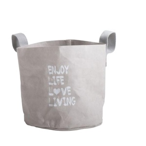 Argent <span class=keywords><strong>brillant</strong></span> extérieur avec un <span class=keywords><strong>papier</strong></span> kraft intérieur, <span class=keywords><strong>sac</strong></span> de rangement En <span class=keywords><strong>papier</strong></span> Lavable - Product Image 4