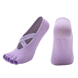 Calcetines Profesionales para Instructor de Yoga, Estilo Cinco Dedos, Puño Corto, Correa Cruzada y Suela Antideslizante para Inversiones y Flow - Product Image 6