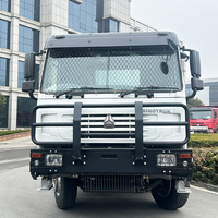 Nouveau camion cargo à plateau Sinotruck 12 roues 15T 20T 10M 12M 8x4 371hp Howo