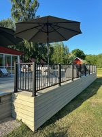 Clôture de jardin en aluminium de style scandinave moderne, sans entretien, à lattes verticales, pour la sécurité des piscines et des propriétés
