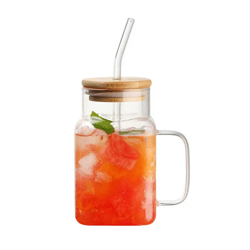 Copo de cerveja com suco de borosilicato de 550ml com alça e tampa de bambu com canudo de vidro, copos de vidro de alta qualidade para casa e bar