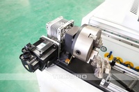 Centre de traitement CNC à double tête pour panneaux de porte composites, avec broche horizontale et ATC, pour le perçage de trous de serrures de porte