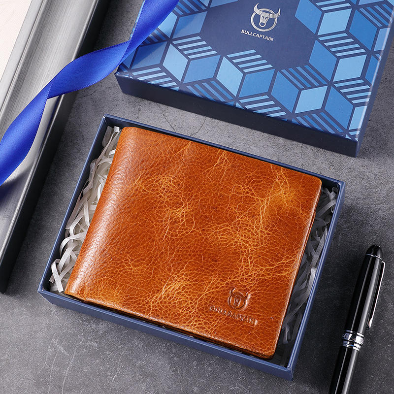 สีน้ำตาลอ่อน