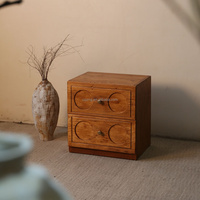 Table de Chevet / Commode Traditionnelle en Bois Massif Naturel, Design Élégant pour Chambre à Coucher, Salon, Bureau à Domicile