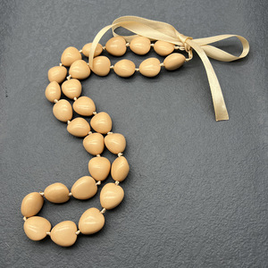 Collar Hawaii <span class=keywords><strong>Kukui</strong></span> Nut <span class=keywords><strong>Lei</strong></span> con lazo de cinta, collar de cuentas de concha acrílica gruesa, regalo de graduación para fiesta de boda - Product Image 5