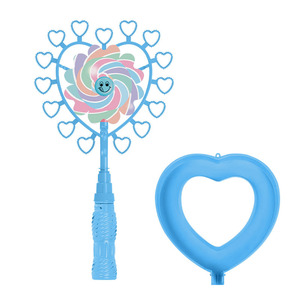 Bâton à bulles en forme de cœur, jouet en plastique rose pour bébés de 0 à 24 mois, jeu d'eau d'été, machine à bulles portative NO.922-668 - Product Image 2