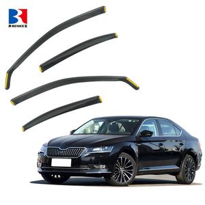 Déflecteurs de fenêtre intégrés pour Skoda Forester - Pare-pluie et visières anti-vent compatibles avec les voitures et SUV Skoda - Product Image 3