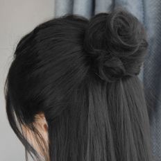 ที่หนีบผมยกสีดำสำหรับจัดแต่งทรงผม - Product Image 1