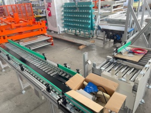 Otomatik Güçlü Motorlu Transfer Teleskopik Genişletilebilir Esnek Paten Tekerleği /kutu/karton/kasa Bantlı Rulolu Konveyör Paslanmaz Çelik - Product Image 3