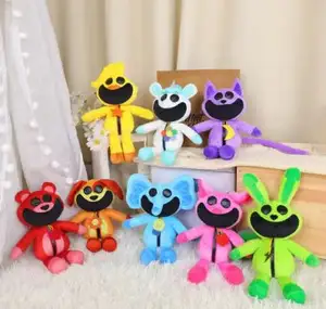 Venta al por mayor 20cm criaturas sonrientes juguetes de peluche Rayuela CatNap BearHug Plushie muñeca anime conejo esponjoso miedo sonriente Critter Juguetes