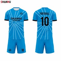 Maillot de football personnalisé avec impression par sublimation, short en maille polyester respirant et à séchage rapide pour hommes, design de qualité pour équipes, vente en gros