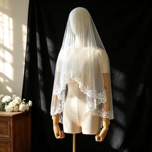 YouLaPan M50 Yumuşak Romantik El İşlemeli Dantel Mantilla Peçe Çiçekli Kenar Tül Peçe Kolay Eşleşen Sade Saten Gelinlik - Product Image 4