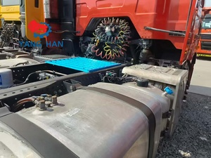 Camión Tractor <span class=keywords><strong>de</strong></span> Eje Único FAW Usado 4x2, Cabeza Tractora para Contenedores <span class=keywords><strong>de</strong></span> Carga en Venta - Product Image 6
