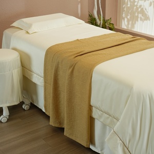 Parure de lit de luxe en satin blanc pour salon de beauté, draps de massage et spa, couvre-lit avec trou, taie d'oreiller, housse de tabouret, housse de couette - Product Image 2