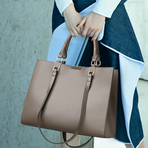 New Fashion Designer Crossbody Bags High Quality Genuine Leather <b>Shoulder</b> Messenger Bag Casual Totes Women Handbags and Purses - Product Image 1