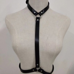 ขายตรงจากโรงงาน เสื้อผ้าบอดี้สูทเซ็กซี่ ชุดหนัง PU รักษ์โลก สำหรับใส่เที่ยวกลางคืน และเครื่องประดับ - Product Image 2