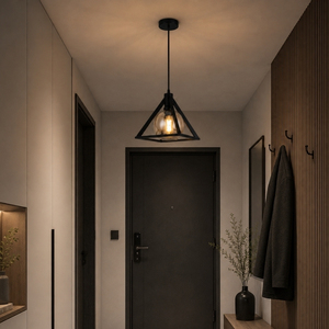 Luminaire suspendu en verre ambré avec globe en métal noir mat de qualité supérieure, style pyramide industrielle - Product Image 2