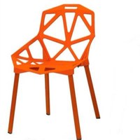 Chaise de salle à manger en plastique empilable à dossier creux moderne pour restaurant et mariage