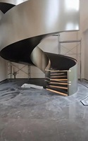 Escalier en acier rotatif décoratif |   Escaliers en spirale en acier peu encombrants pour villas et lofts