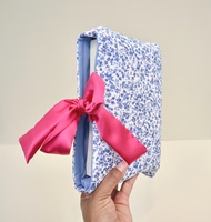 Pochette de livre faite à la main avec nœud Floral Books Protector Quilted Bible Sleeve Book Cover