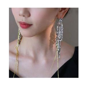 Yujie 2024 Nouveau style tendance, boucles d'oreilles pendantes à longues franges en forme d'épi de blé, style haut de gamme, pour visages ronds - Product Image 1