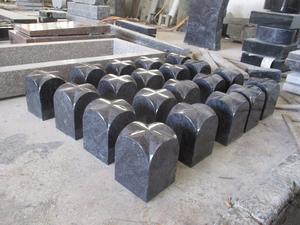 Postes <span class=keywords><strong>de</strong></span> <span class=keywords><strong>jarrones</strong></span> conmemorativos <span class=keywords><strong>de</strong></span> <span class=keywords><strong>granito</strong></span> <span class=keywords><strong>de</strong></span> varias formas con grabado láser y tallado <span class=keywords><strong>para</strong></span> <span class=keywords><strong>Precio</strong></span> <span class=keywords><strong>de</strong></span> jarrón <span class=keywords><strong>de</strong></span> tumba <span class=keywords><strong>de</strong></span> <span class=keywords><strong>granito</strong></span> <span class=keywords><strong>de</strong></span> <span class=keywords><strong>cementerio</strong></span> - Product Image 3