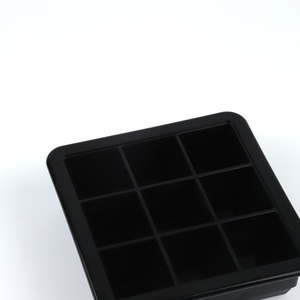 ถาดน้ำแข็งแบบถอดออกง่าย 9 ช่อง ทำจากซิลิโคน พร้อมฝาปิดแบบถอดได้ ถาดน้ำแข็งสำหรับแช่แข็ง ซ้อนกันได้ ใช้สำหรับวิสกี้และอาหารเด็ก - Product Image 5