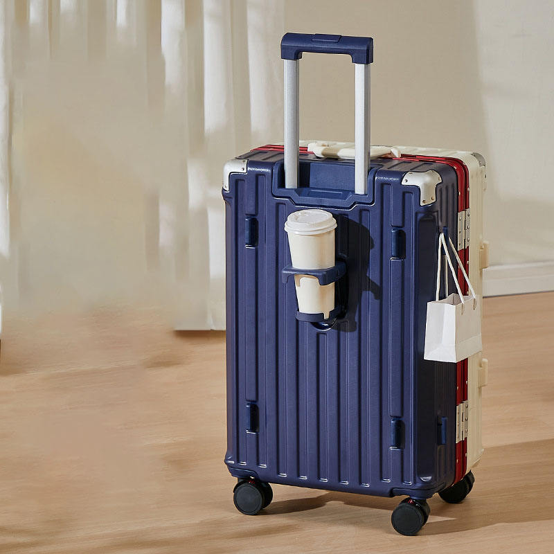 Aluminum frame suitcase