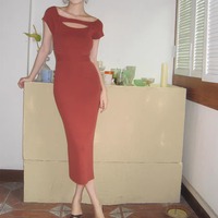 Nouvelle Collection Été : Robe Crayon Chic et Élégante en Nylon, Col Carré, Manches Courtes, Coupe Ajustée, Détails Creux, Sexy