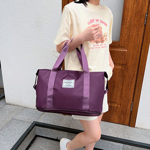 Sac polochon en tissu Oxford léger de voyage pliable portable sac polochon de sport de séparation sec et humide pour voyage, violet - Product Image 3