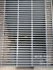 Grilles de drainage routier au <span class=keywords><strong>prix</strong></span> d'usine, marches de drainage pour allée, couvercle en acier grillagé - Product Image 5