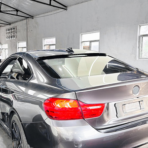 Alerón Trasero BMW con Textura de Fibra de Carbono, Estilo Ducktail, Instalación con Cinta 3M - Product Image 2