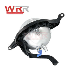 17138614293 17138610652 Vase d'expansion de liquide de refroidissement pour BMW G30 G20 530i 330i, réservoir de trop-plein de radiateur moteur - Product Image 3