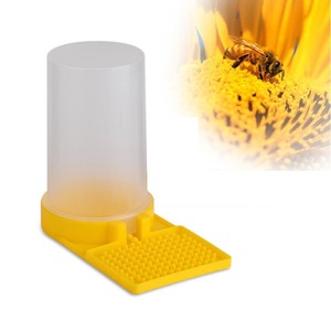 Vente en gros : Boîte d'alimentation en sucre en plastique pour ruche, abreuvoir, outils d'apiculture - Product Image 1