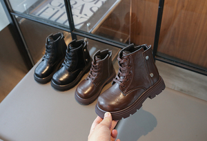 מגפי מרטין מעור PU עם שרוכים לילדים, סיטונאי, נגד החלקה, עמידים בפני שחיקה, מגפי קרסול יומיומיים לבית ספר לבנים ולבנות - Product Image 3