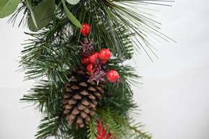 Vente chaude Pvc Vert Guirlande De Noël Décoration De Fête À La Maison Pe Guirlande Artificielle - Product Image 6