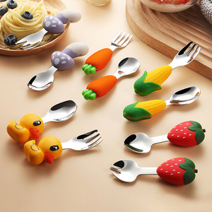Ensemble cuillère et fourchette pour enfants en acier inoxydable, carotte, maïs, banane, ensemble de vaisselle en silicone pour bébé, enfants - Product Image 2